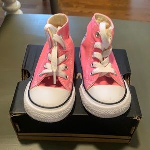 Brand new size 5 pink girls high top converse